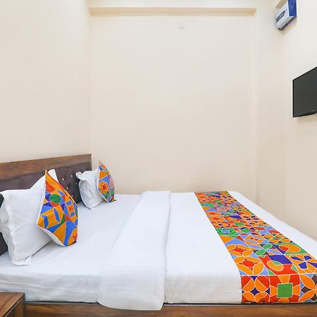 Fabhotel Rk Palace Ayodhya ภายนอก รูปภาพ