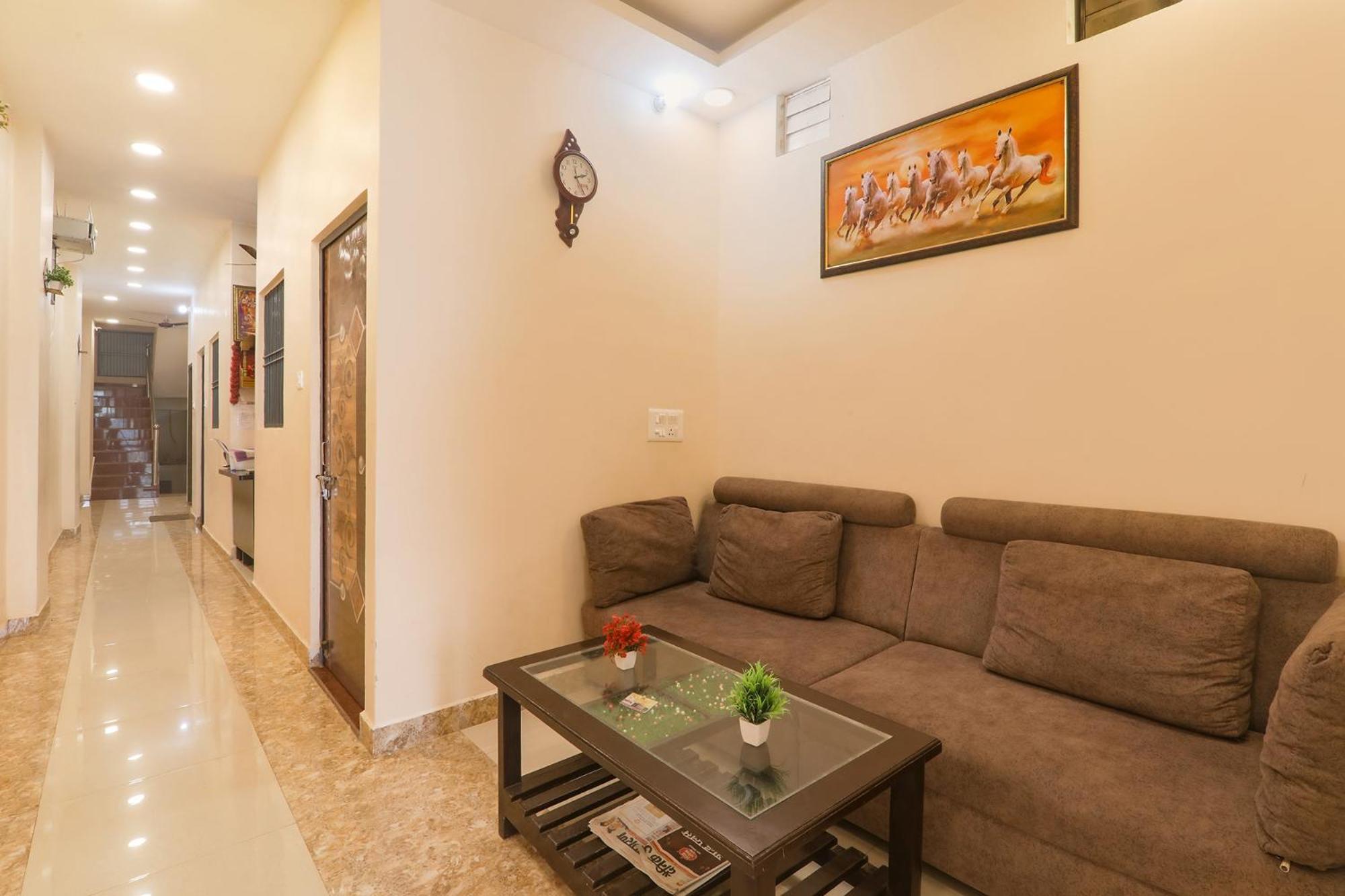 Fabhotel Rk Palace Ayodhya ภายนอก รูปภาพ