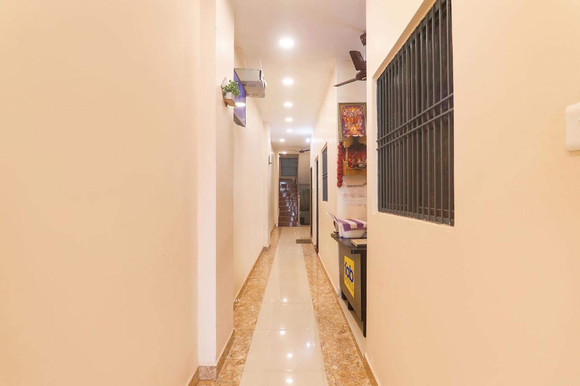 Fabhotel Rk Palace Ayodhya ภายนอก รูปภาพ